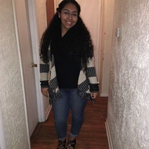Meet your Posher, Fatima